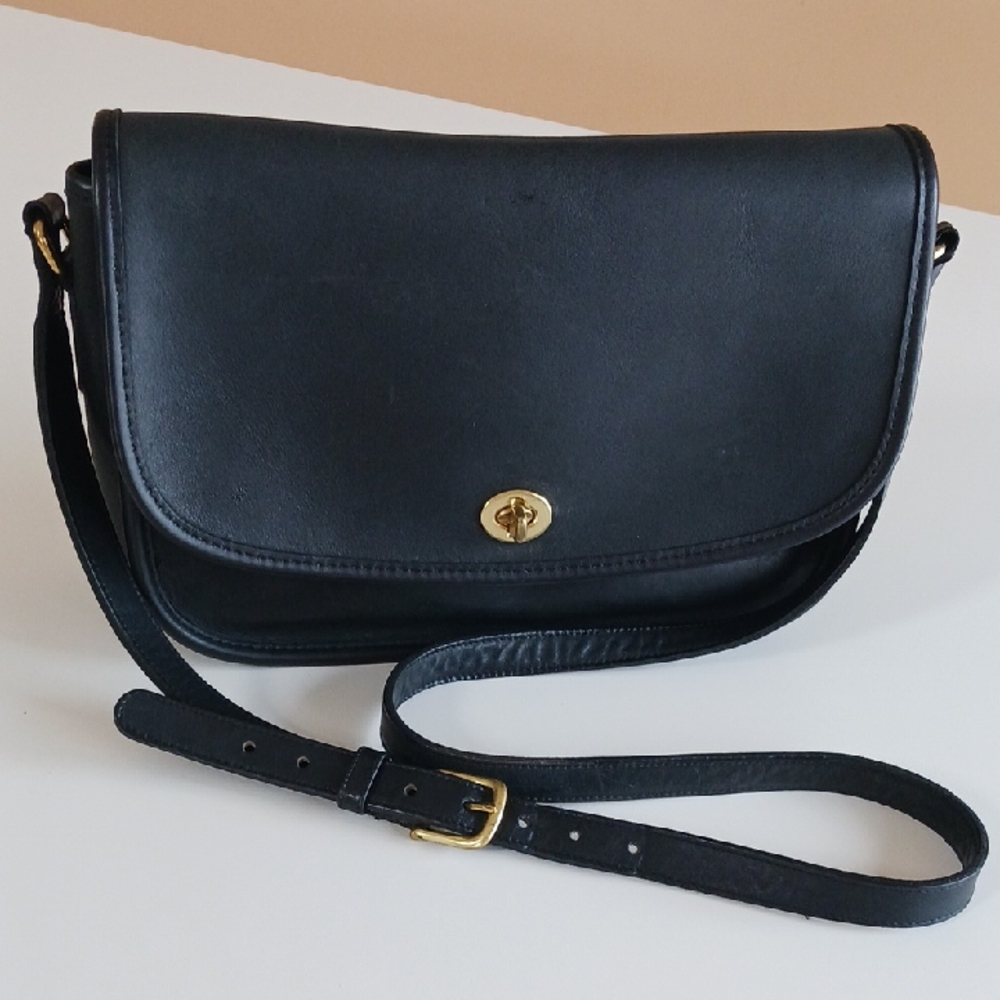 Vintage Coach City Bag
